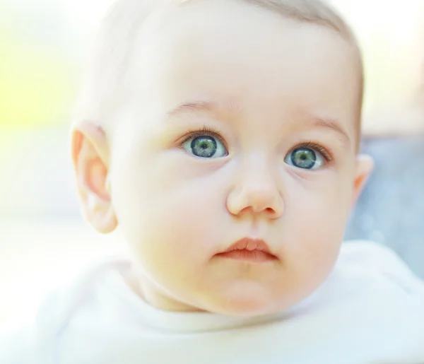 Beautiful baby — Stock Photo, Image