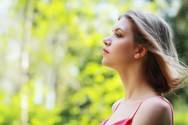 Young woman profile — Stock Photo, Image