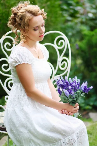 Beautiful romanitic woman — Stock Photo, Image