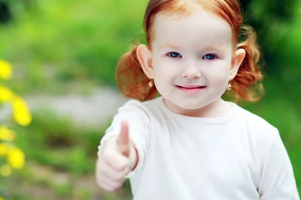 Niña feliz — Foto de Stock