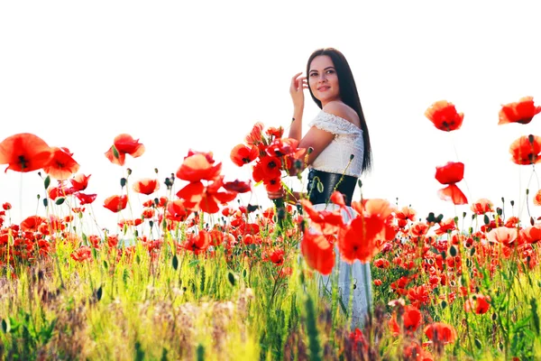 Ragazza nel campo papaveri — Foto Stock