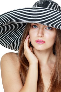 Kız şapka üzerinde gülümseyen