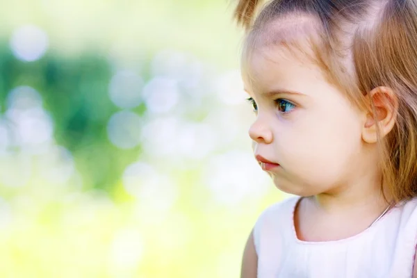 Adorable little girl — Stock Photo, Image