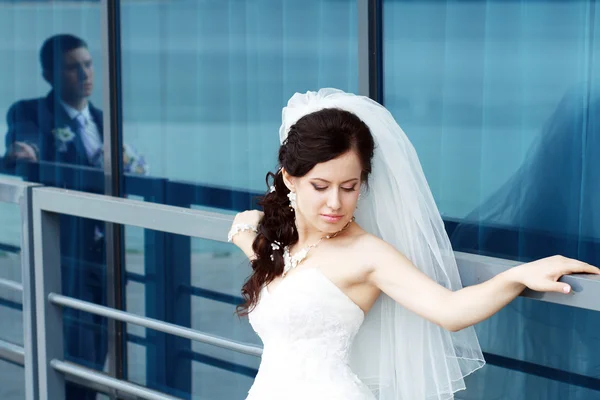 Bride and groom — Stock Photo, Image