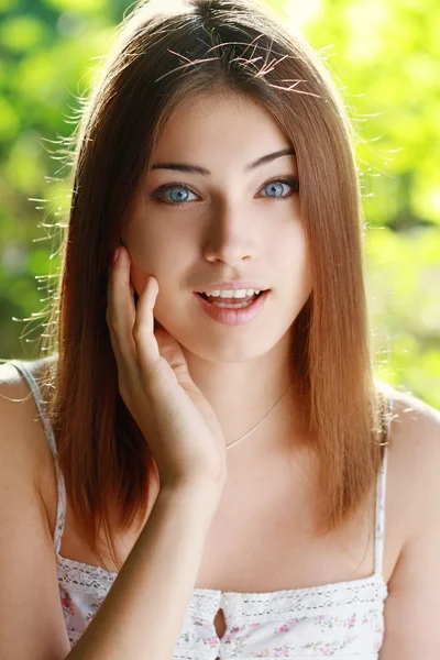 Estudiante chica sorprendida — Foto de Stock