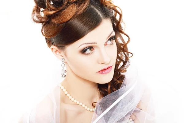 Beautiful young bride — Stock Photo, Image