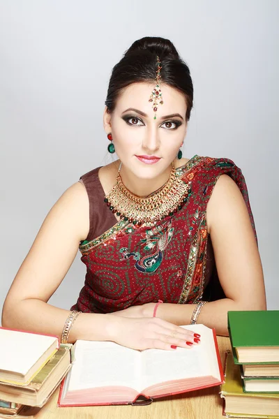 Indian woman with books — Stock Photo, Image