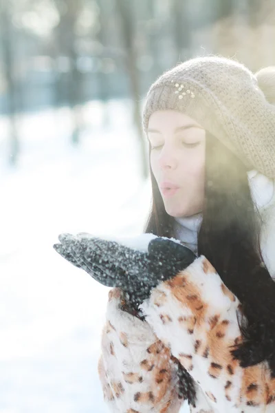 Mulher retrato de inverno — Fotografia de Stock