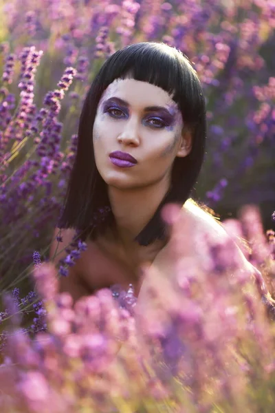 Creative Make Fashion Model Lavender Field — Stock Photo, Image