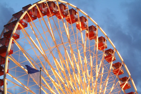 Riesenrad voller Spaß — Stockfoto