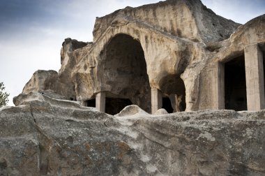 Şehir mağara