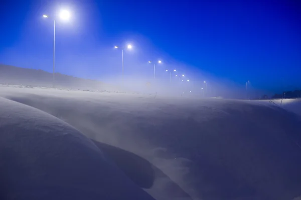 Gatlyktor på vintern — Stockfoto