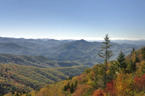 Pomo Waterrock en Blue Ridge Parkway en otoño — Foto de Stock