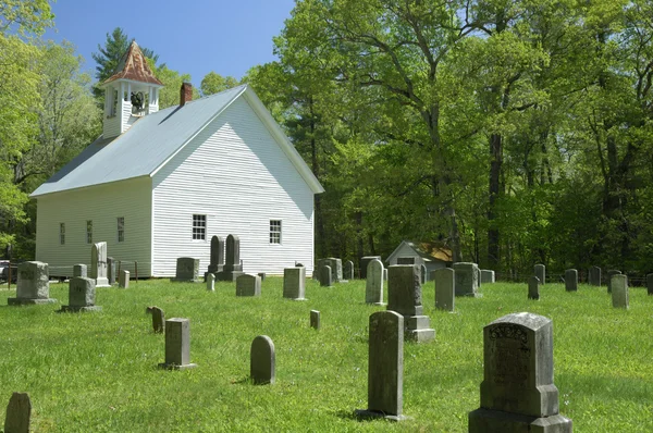 Iglesia Bautista Primitiva y Cemetary en Cades Cove of Smoky Mou Imagen De Stock