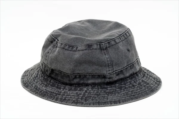 Черная шляпа на белом — стоковое фото