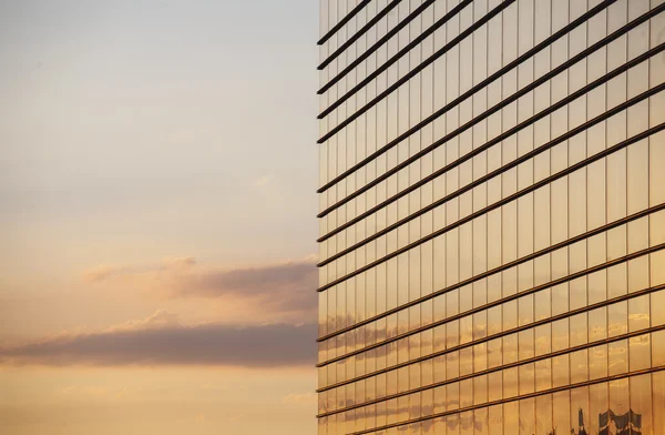 Modern glass building exterior — Stock Photo, Image