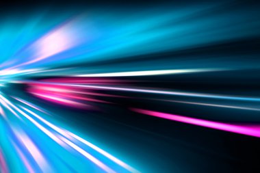 Gece yolunda hız hareketi