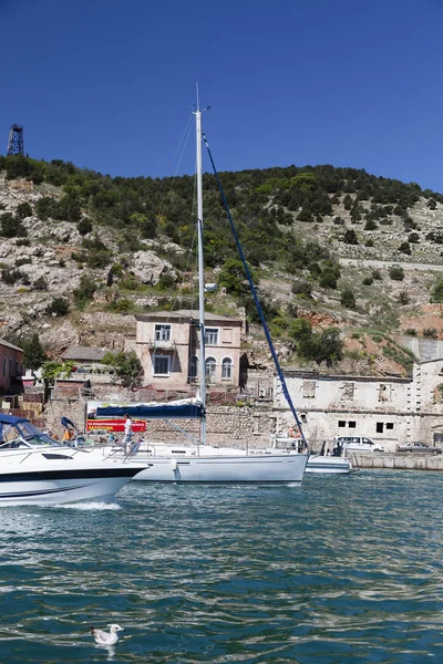 Sailing yacht — Stock Photo, Image