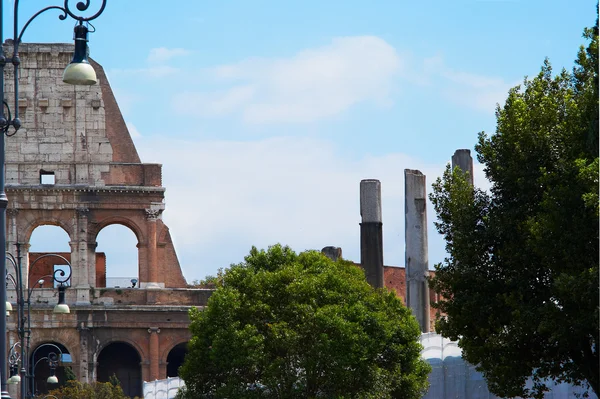 Colosseum amfitheater in rome, Italië. — Stockfoto