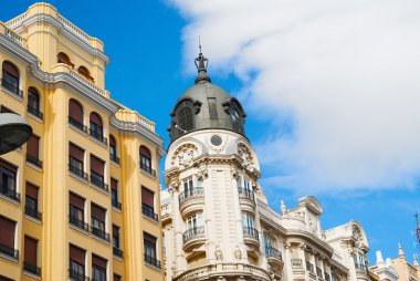 dantel cephede Madrid tarihi binalar