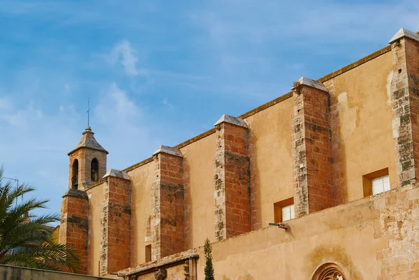 Edifícios históricos com frentes de renda Espanha — Fotografia de Stock