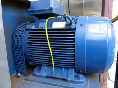 Mavi elektrik motoru