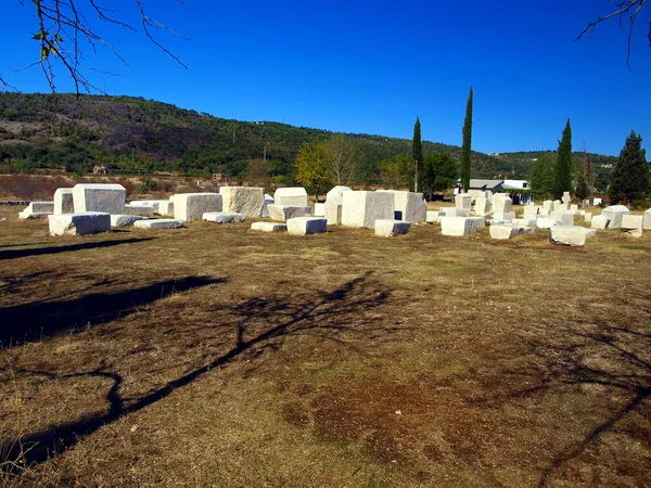 Antiche lapidi, cimitero Stolac, Bosnia-Erzegovina — Foto Stock