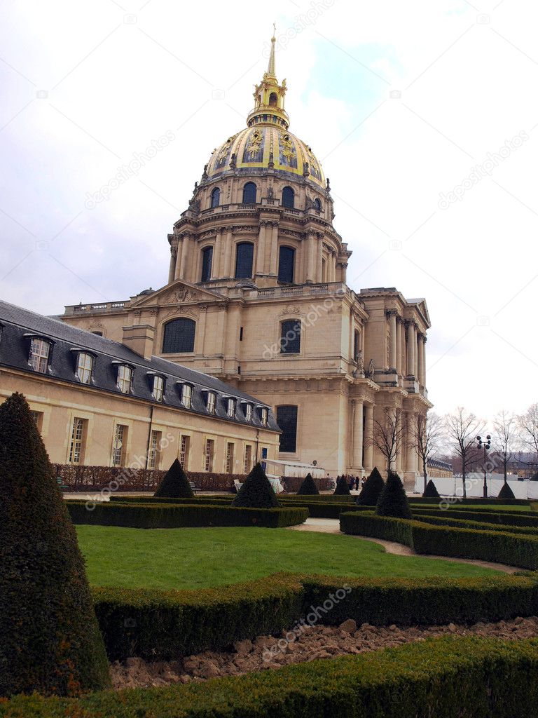 Dôme des Invalides. Burial place of Napoleon Bonaparte in Paris