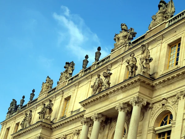 Detail of the facade of the royal palace at Versailles — Stock Photo, Image