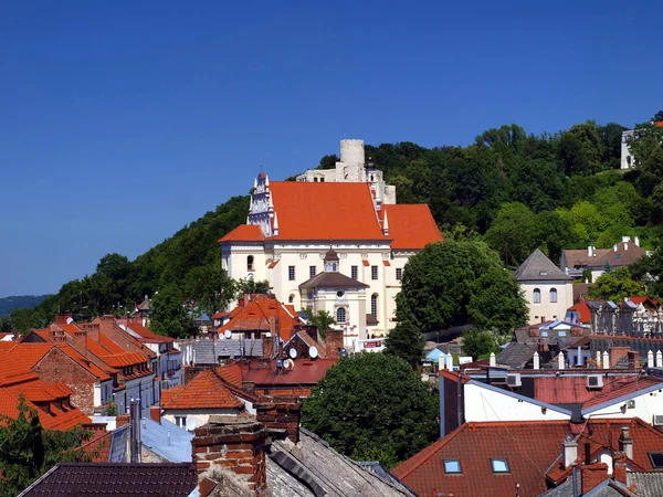 Utsikt över den gamla staden kazimierz dolny på Wisla rive — Stockfoto