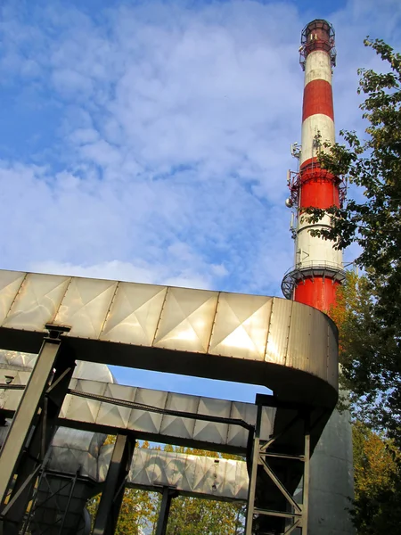 Red-white high concrete chimney outlet of heat — Stock Photo, Image