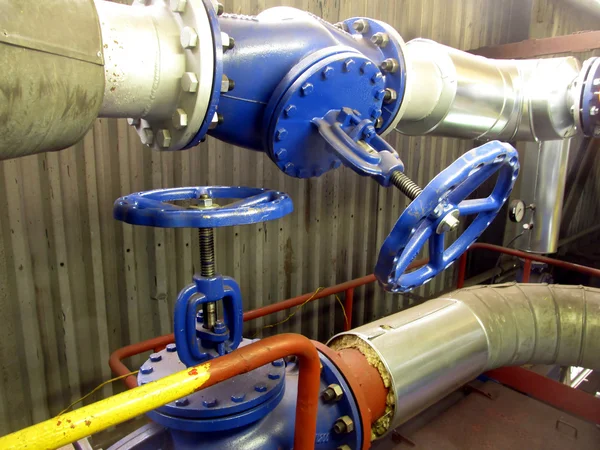 Big blue valves on pipelines — Stock Photo, Image