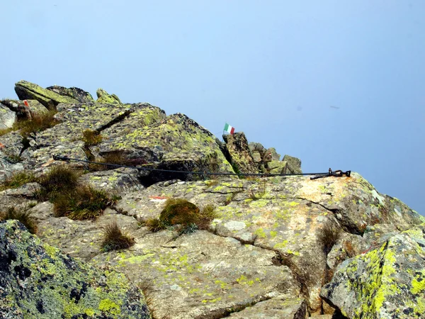 Cima zeledria 特征峰中布伦塔白云岩，其中 — 图库照片