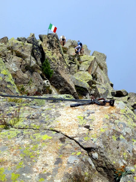 Cima Zeledria karakteristisk højdepunkt i Brenta Dolomitterne, som - Stock-foto