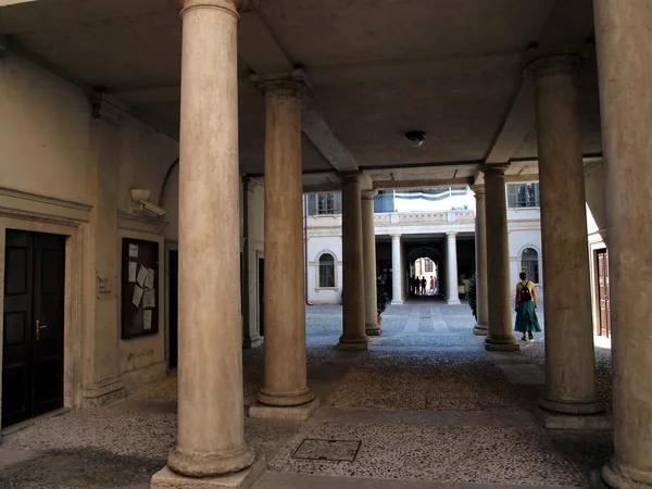 Trento courtyard of Palazzo Thun — Stock Photo, Image