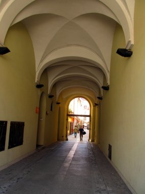 Eski kasaba Wroclaw, geçiş bahis görünümünü dar sokakta