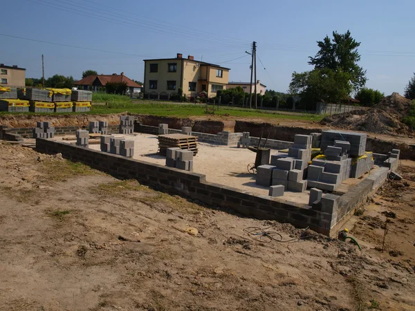 Uma fase inicial de construção das fundações de um ho residencial — Fotografia de Stock