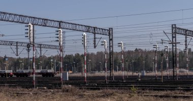 Tarnowskie Gory 'deki demiryolu altyapısının bir parçası, Yukarı Silezya' nın kuzeyinde, Polonya 'nın en büyük demiryolu kavşağı ve kamburu olan bir şehir,.