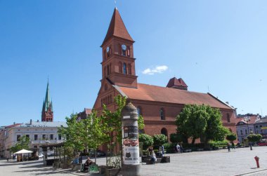 Torun Polonya, 09 Mayıs 2022: Eski evanjelik kilise, Rynek Nowomiejski 28, Torun Polonya