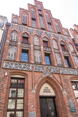 Nicholas Kopernik Evi (15. yüzyıl). Torun, Polonya. Lehçe metin - Nicholas Kopernik Evi
