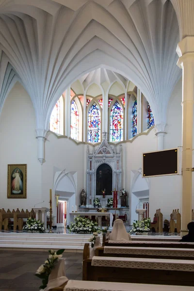 2022年5月9日 波兰奇乔希内克 位于波兰奇乔希内克的圣彼得和保罗学院教堂的内部 — 图库照片
