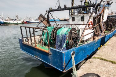 Balıkçılık şebekesi trampetin üzerine çöktü.