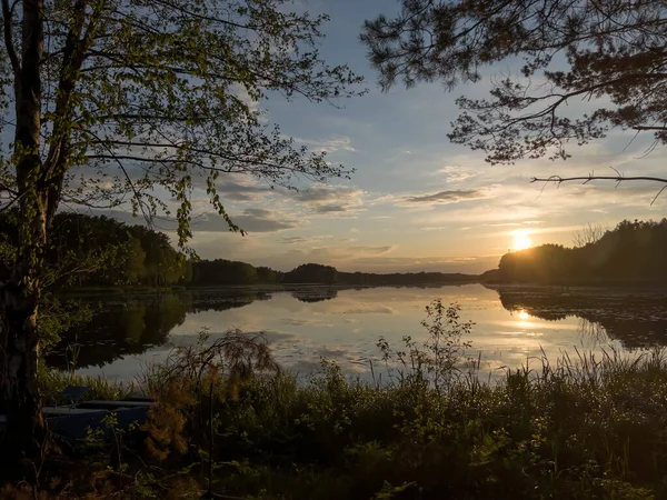 Ηλιοβασίλεμα Στη Λίμνη Της Zielona Στην Πολωνία Στην Άνω Σιλεσία — Φωτογραφία Αρχείου