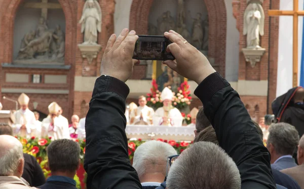 Piekary Poland May 2022 Pilgrimage Men Young People Sanctuary Mary — Fotografia de Stock