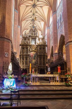 Pelpin, Polonya, 15 Mayıs 2022: Pelplin, Polonya 'daki tarihi Katedral Bazilikası, Kociewie. İç kısmın bir kısmı.