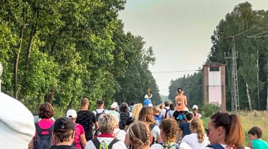 Czestochowa 'daki Jasna Gora Hanımı' na yürüyorum. Polonya