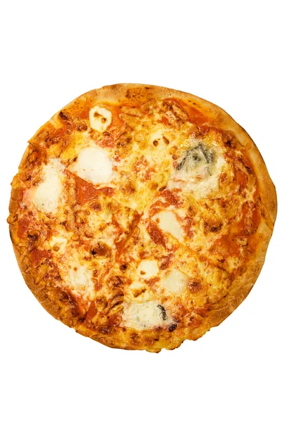 Pizza quattro formaggi med urklippsbana — Stockfoto