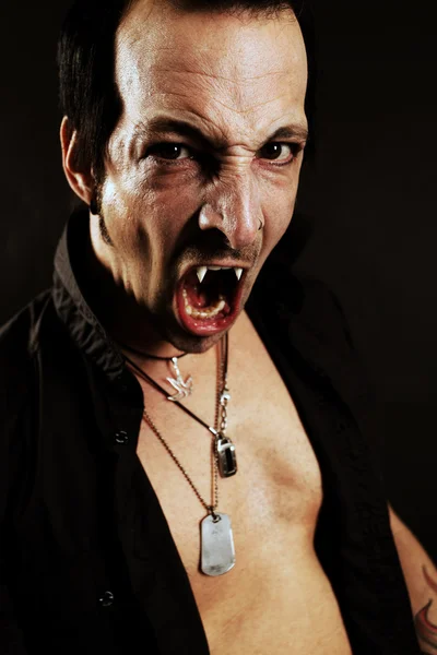 Fierce vampire — Stock Photo, Image