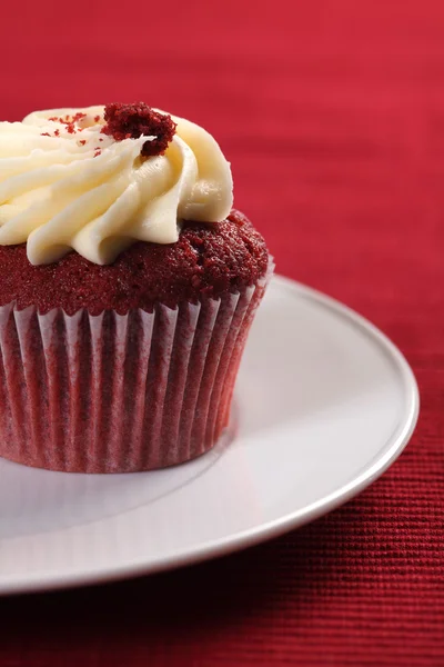 Cupcake auf einem Teller — Stockfoto