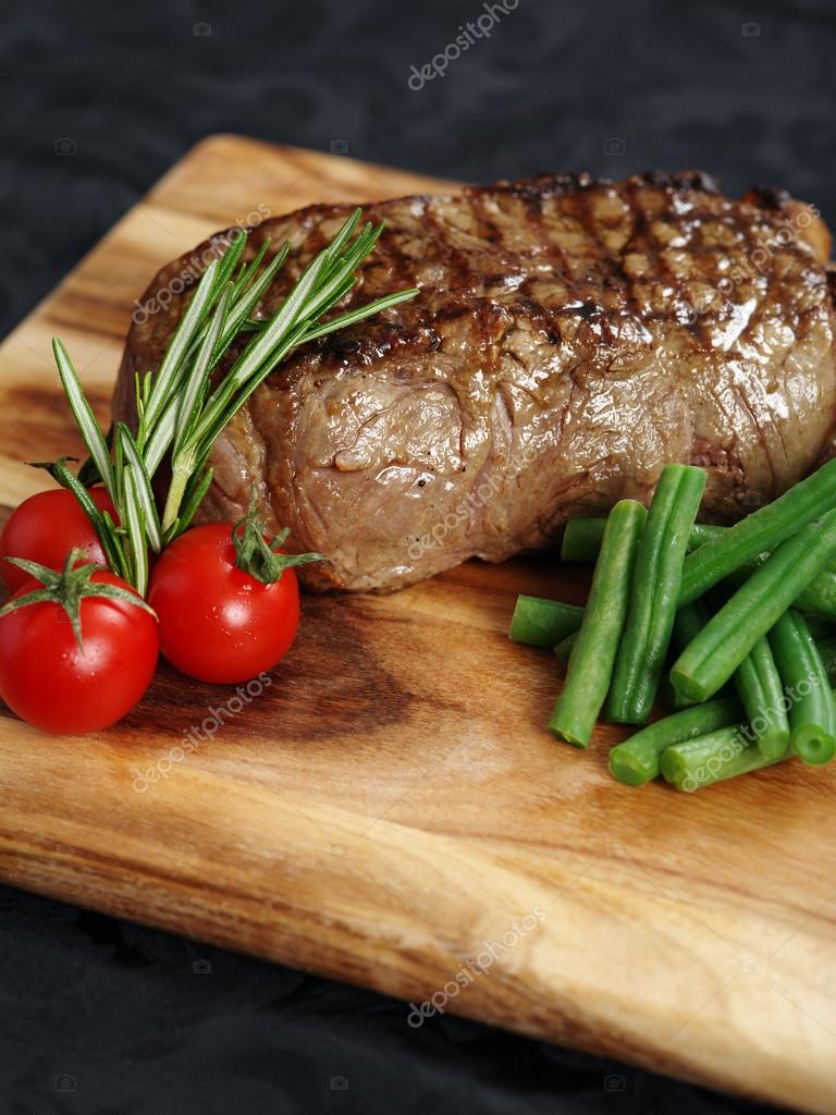 Steak dinner Stock Photo by ©sumners 23148074